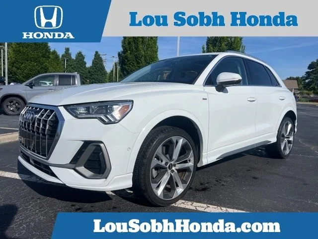 2021 Audi Q3 45 TFSI S Line Premium Plus quattro's photo