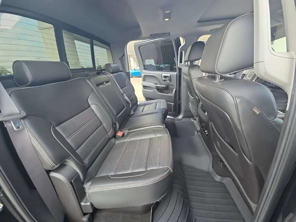 Used 2015 ONYX BLACK GMC Denali image 29