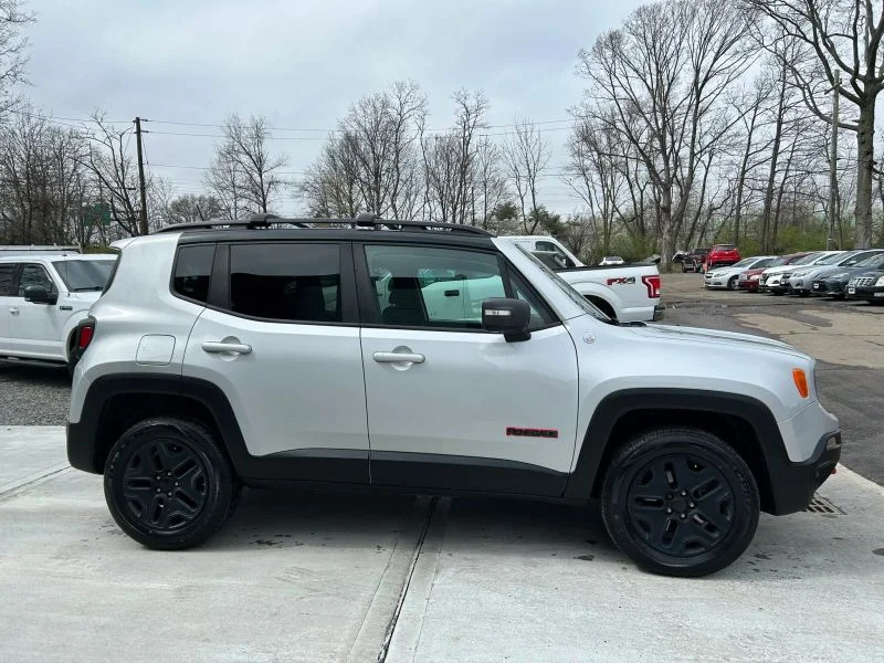 2018 Jeep Renegade Trailhawk - Photo 13