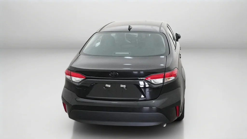 New 2027 Inked Toyota LE image 12