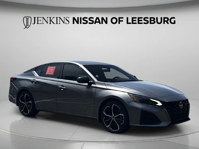 Used 2024 Gray Nissan 2.5 SR image 5