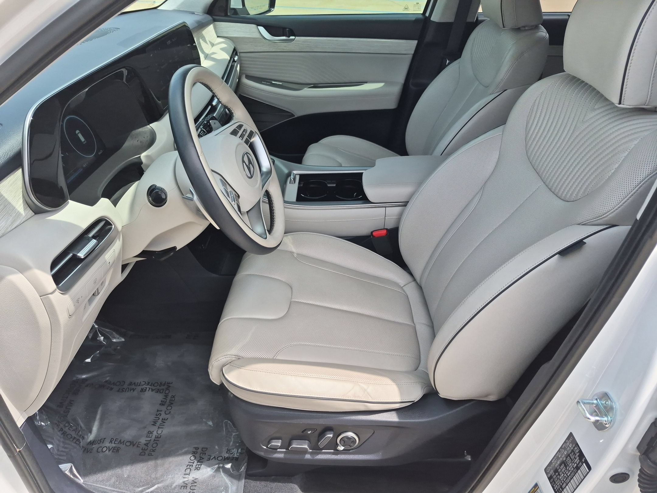 Used 2023 Hyper White Hyundai Calligraphy image 11