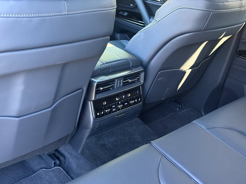 2026 Lexus LX 700h Luxury - Photo 23