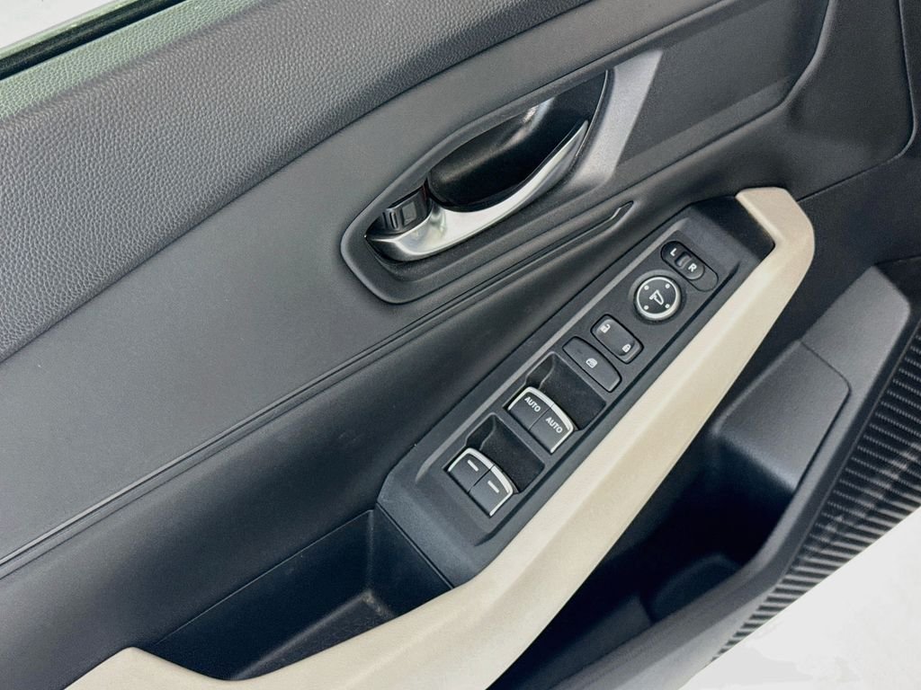 2024 Honda Accord EX - Photo 23