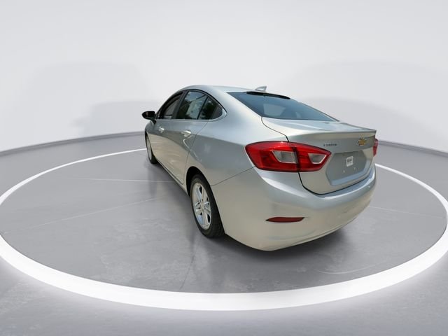 Used 2018 Silver Chevrolet LT image 6