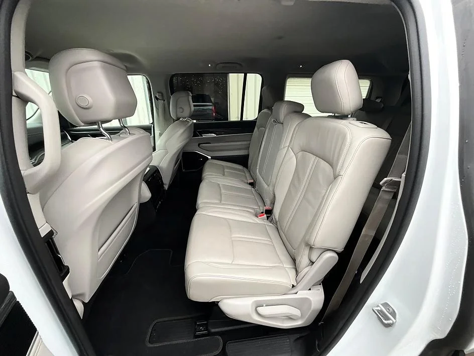 2022 Jeep Wagoneer Series III - Photo 29