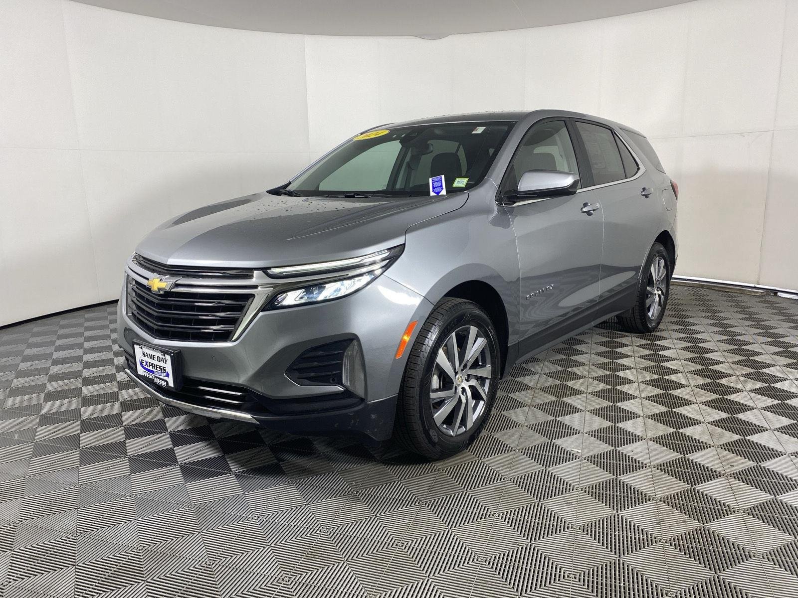 Used 2024 Sterling Gray Metallic Chevrolet LT image 3