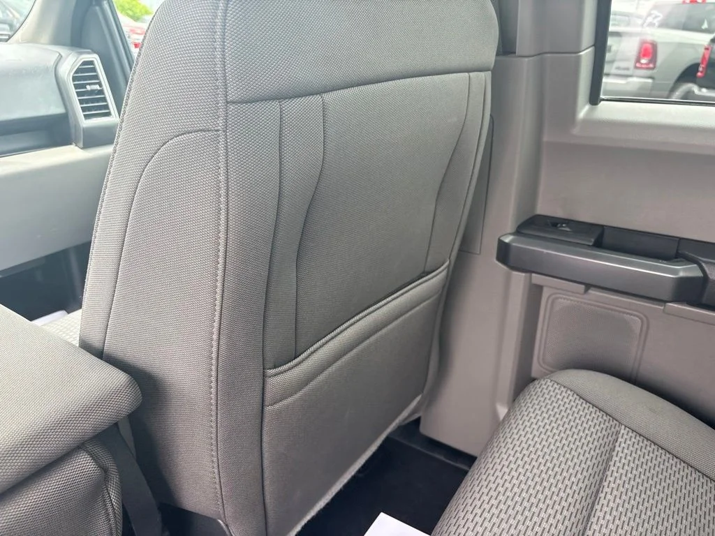 Used 2018 Gray Ford XLT image 30