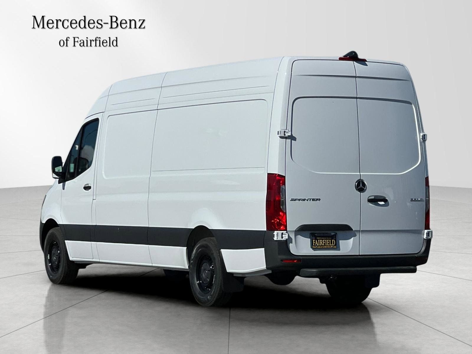 New 2026 Arctic White Mercedes-Benz Cargo 170 WB image 5