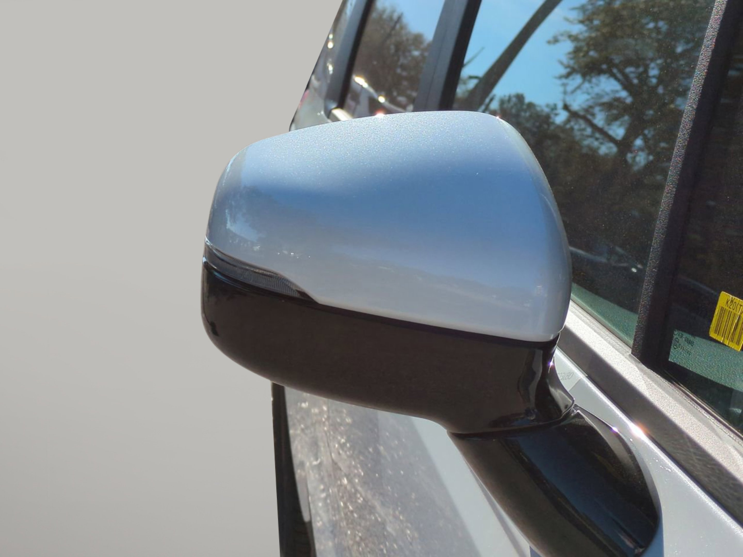 New 2026 Snow White Pearl Kia LXS image 13