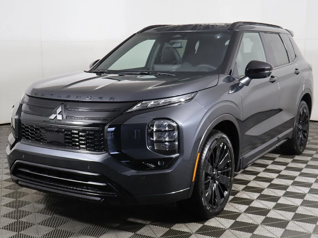 New 2026 Gray Mitsubishi Black Edition image 14