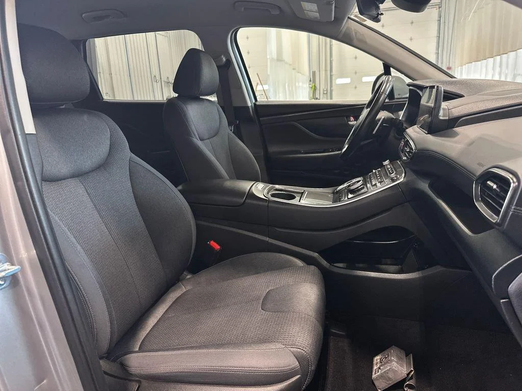 Used 2023 Shimmering Silver Hyundai SEL image 32
