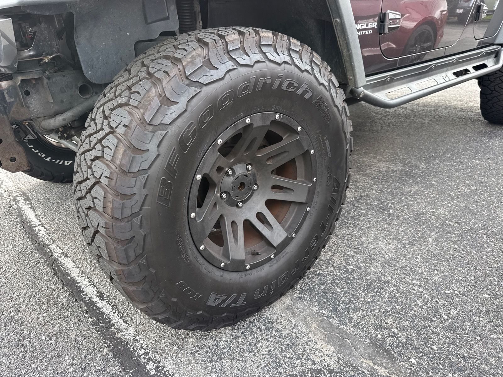 Used 2016 Crystal Metallic Jeep Unlimited Rubicon image 9