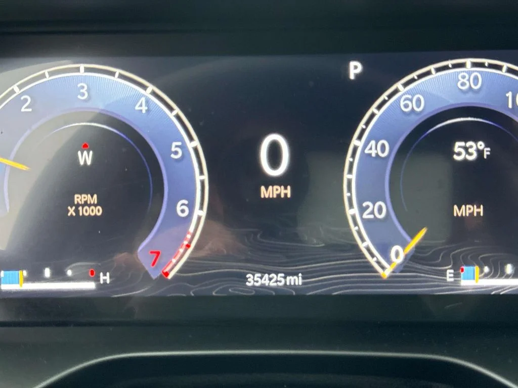Used 2024 Gray Jeep Altitude X image 18