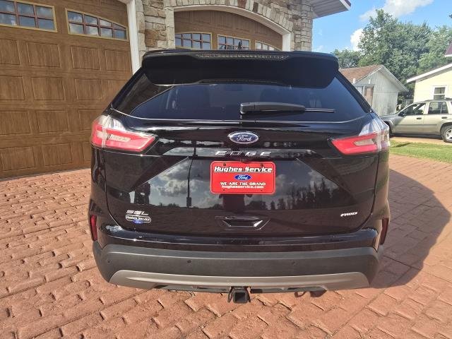 Used 2024 Agate Black FORD SEL image 4