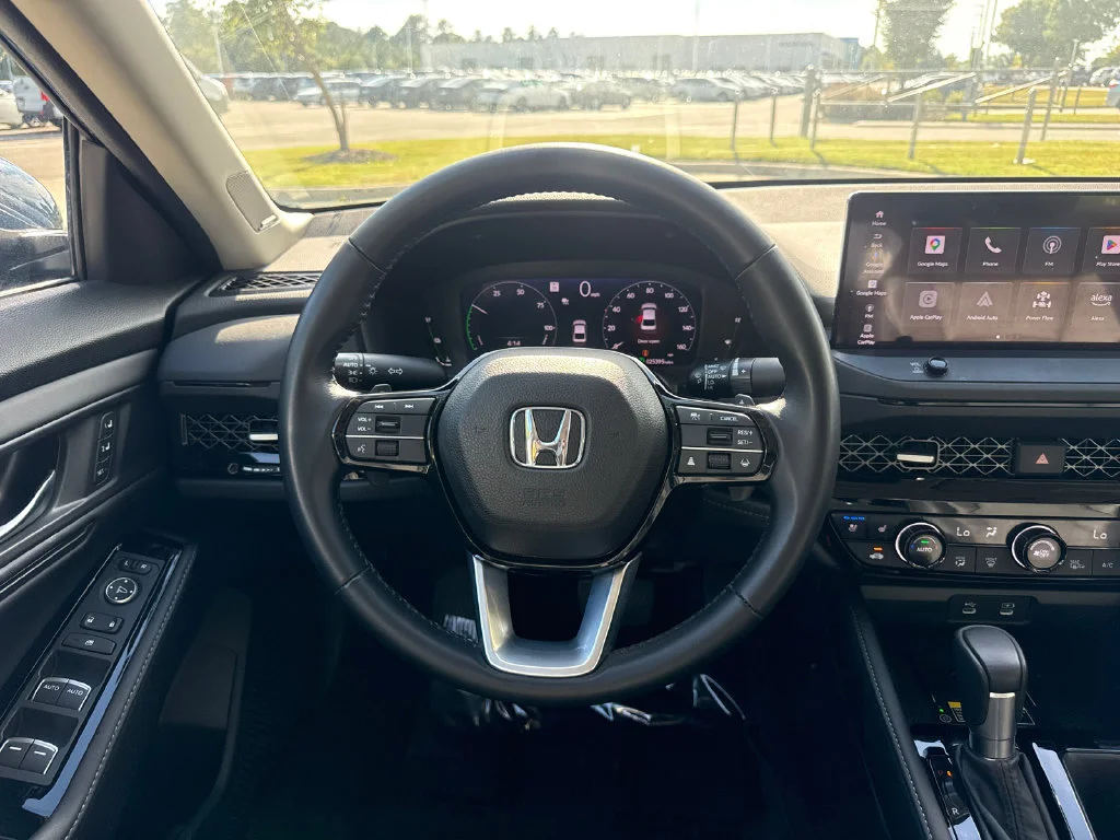 Certified Used 2023 Canyon River Blue Metallic Honda Touring image 21