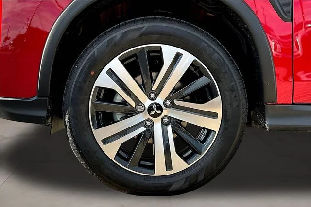 New 2026 Red Mitsubishi 2.0 ES image 13