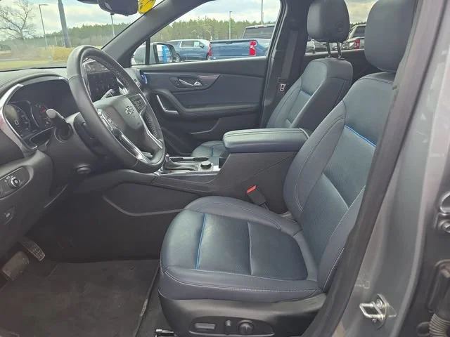 Used 2023 Sterling Gray Metallic Chevrolet RS image 11