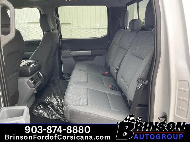 New 2026 Oxford White Ford XLT image 26