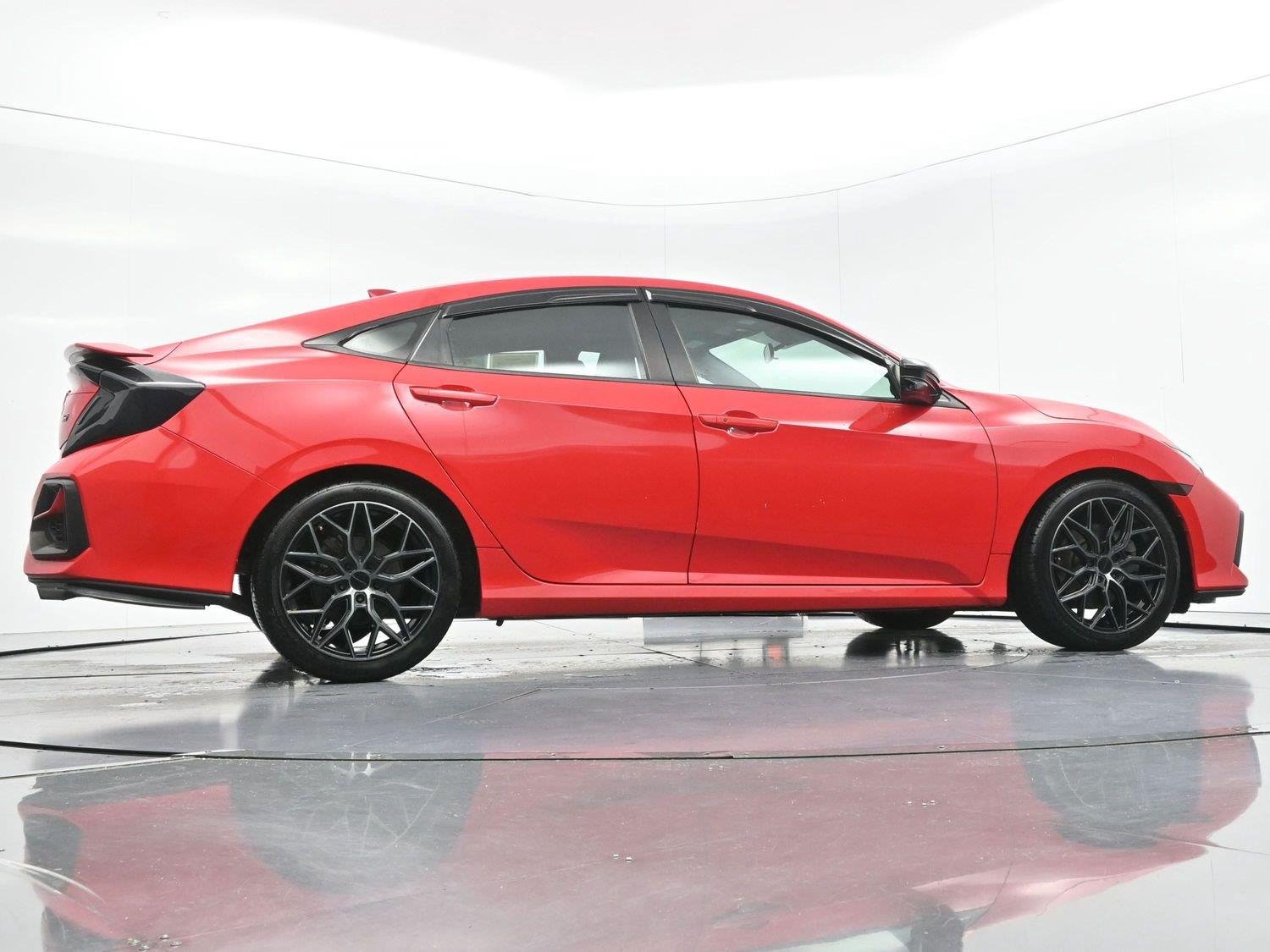 Used 2020 Rallye Red Honda SI image 50
