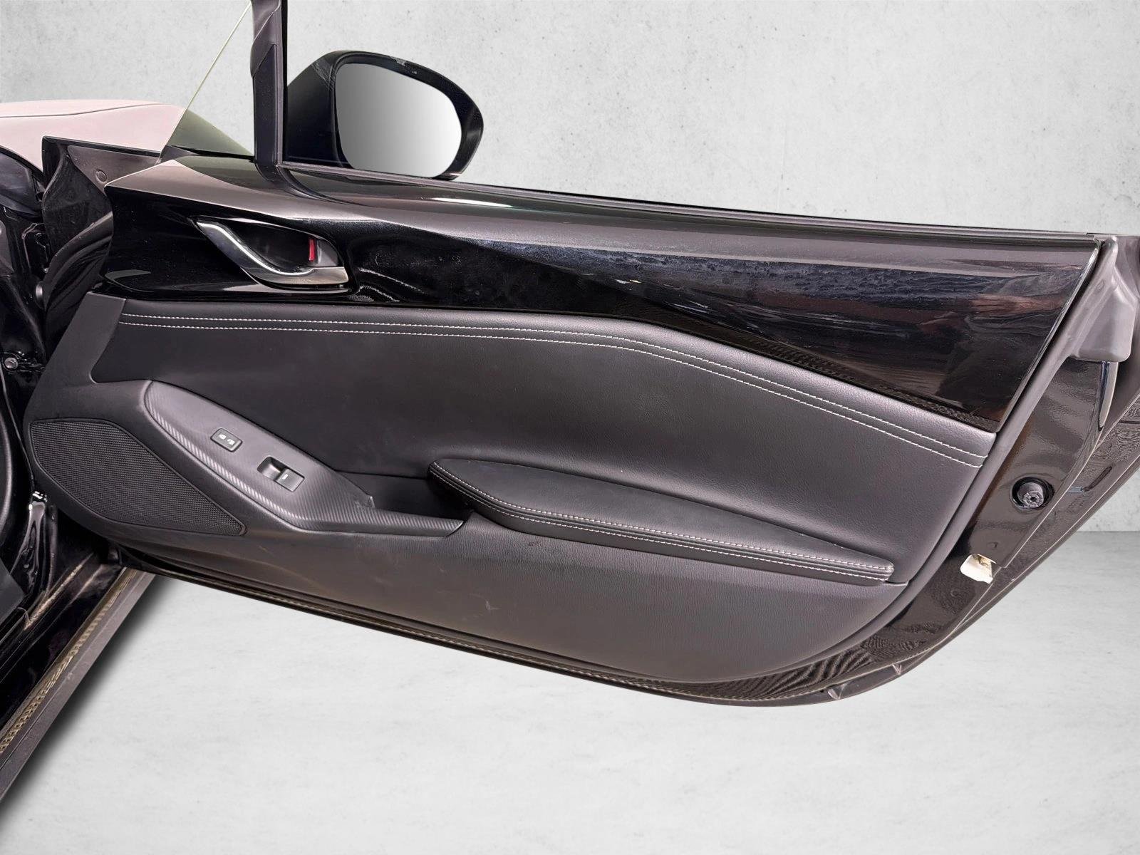 Used 2023 Jet Black Mica Mazda Grand Touring image 15
