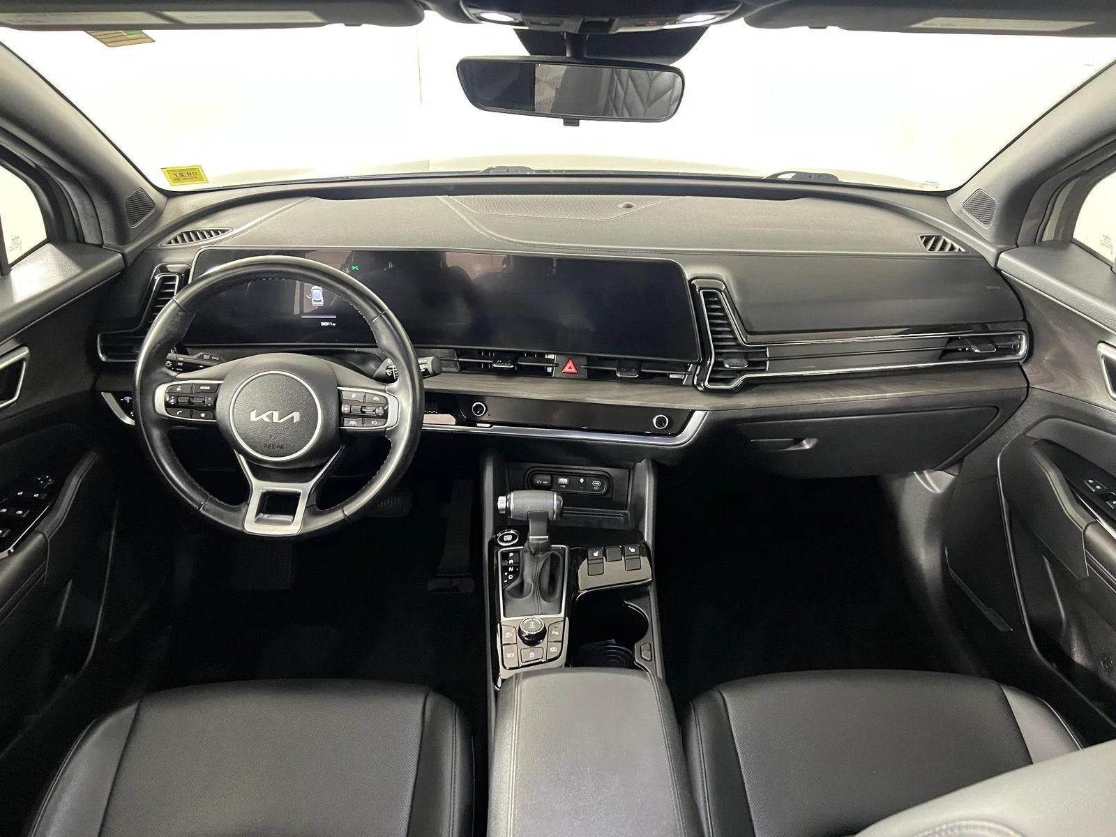Used 2023 Jungle Green Kia X-Line image 2