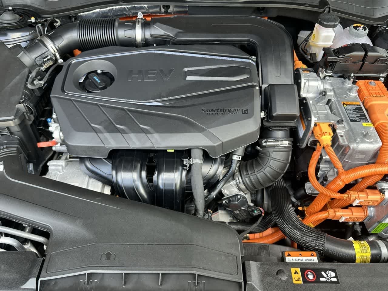 2025 Hyundai Sonata Hybrid SEL - Photo 12
