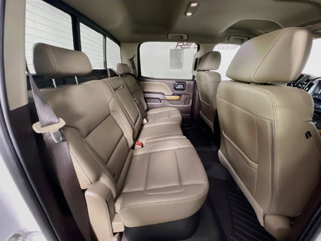 Used 2018 SUMMIT WHITE Chevrolet LTZ image 40