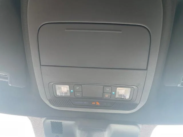 New 2026 Oxford White Ford XLT image 55
