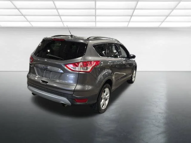 Used 2014 Gray Ford SE image 4