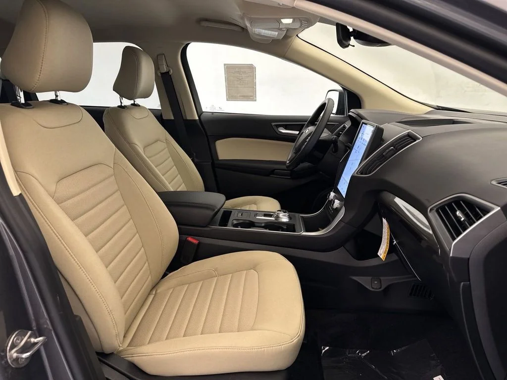 New 2024 Gray Ford SE image 24