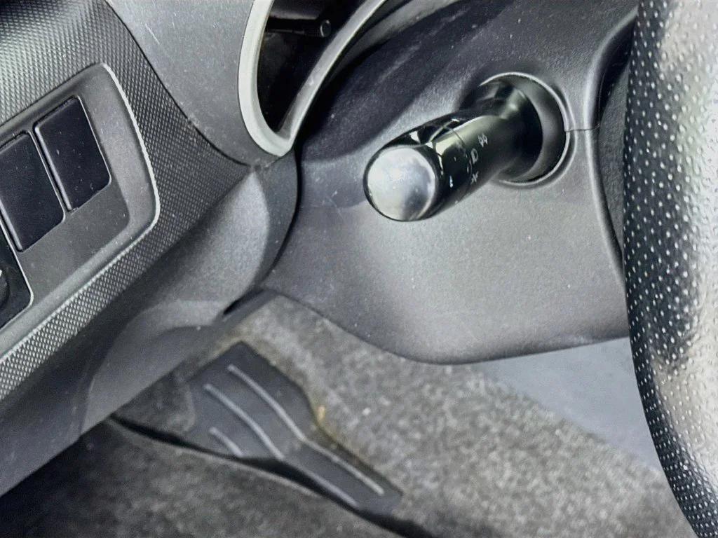 Used 2014 Classic Silver Metallic Scion Base image 11