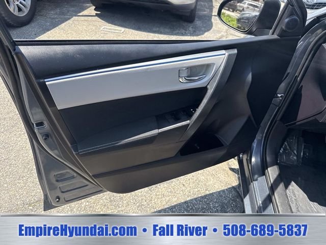 2016 Toyota Corolla LE - Photo 16
