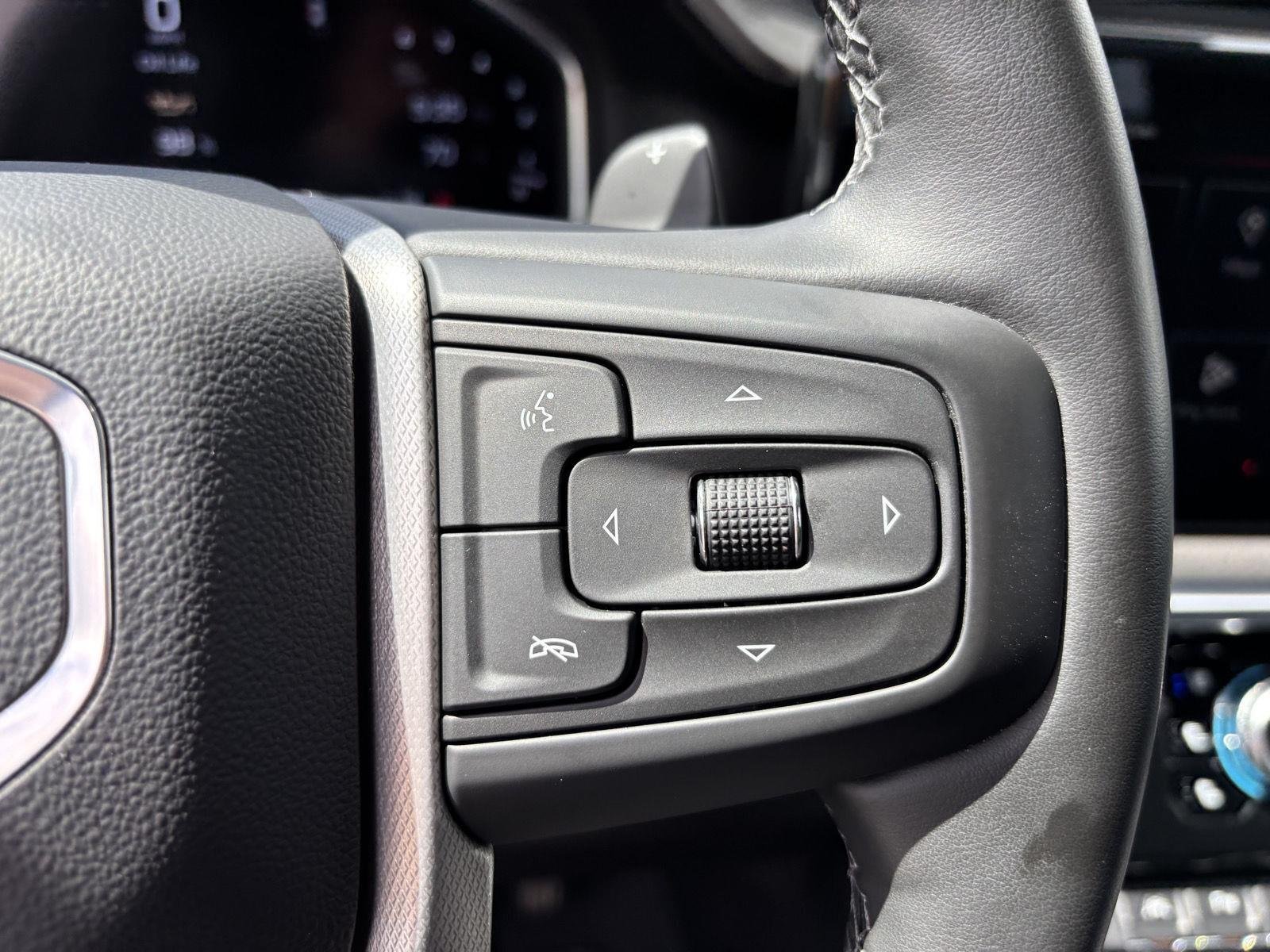Used 2024 Onyx Black GMC Denali image 23