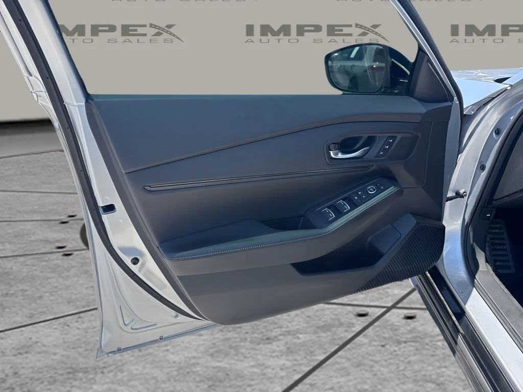 Used 2025 Silver Honda Sport-L image 23