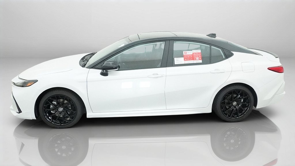 New 2026 Wind Chill Pearl with Midnight Black Metallic roof Toyota XSE image 18