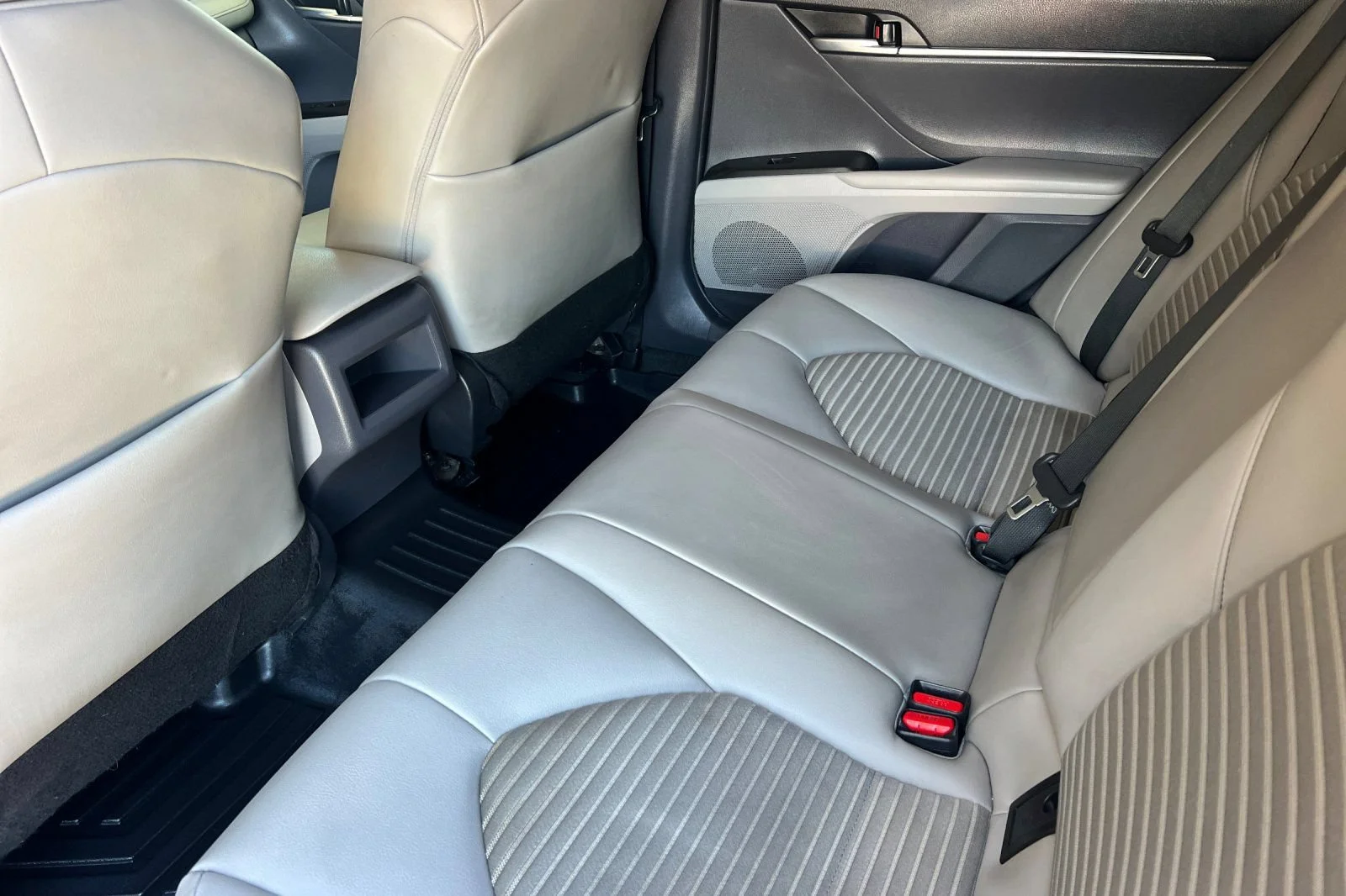 Used 2023 Gray Toyota Hybrid SE image 12