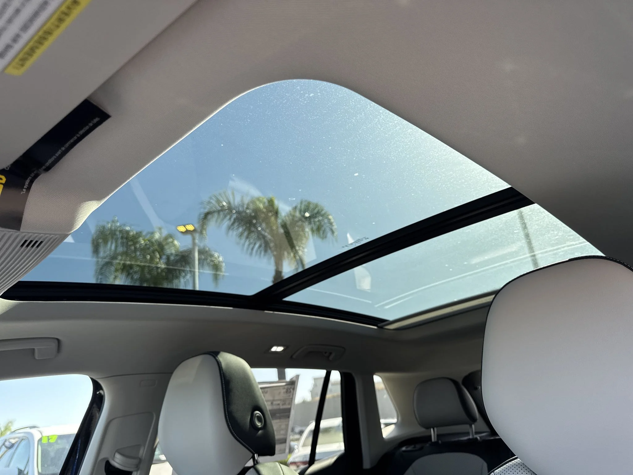 New 2026 Deep Black Pearl Volkswagen SE image 29