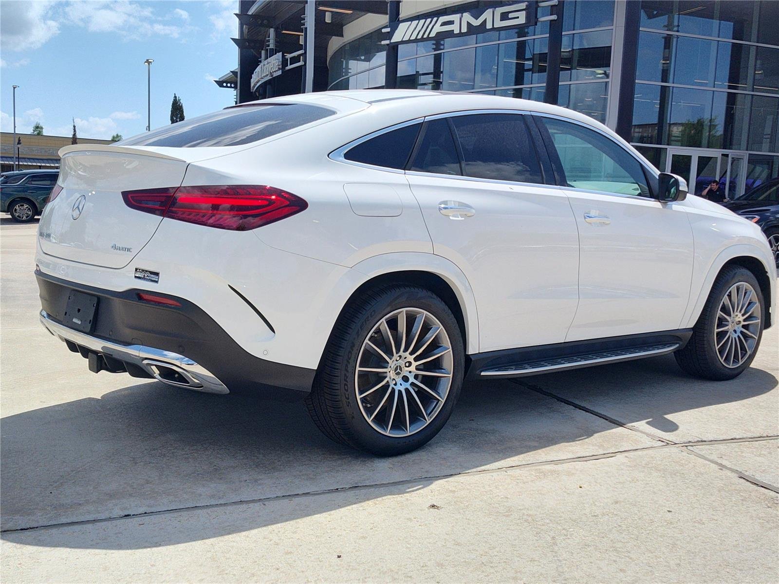 New 2026 Polar White Mercedes-Benz GLE 450 image 4
