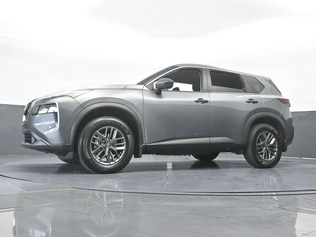 Used 2021 Gray Nissan S image 49