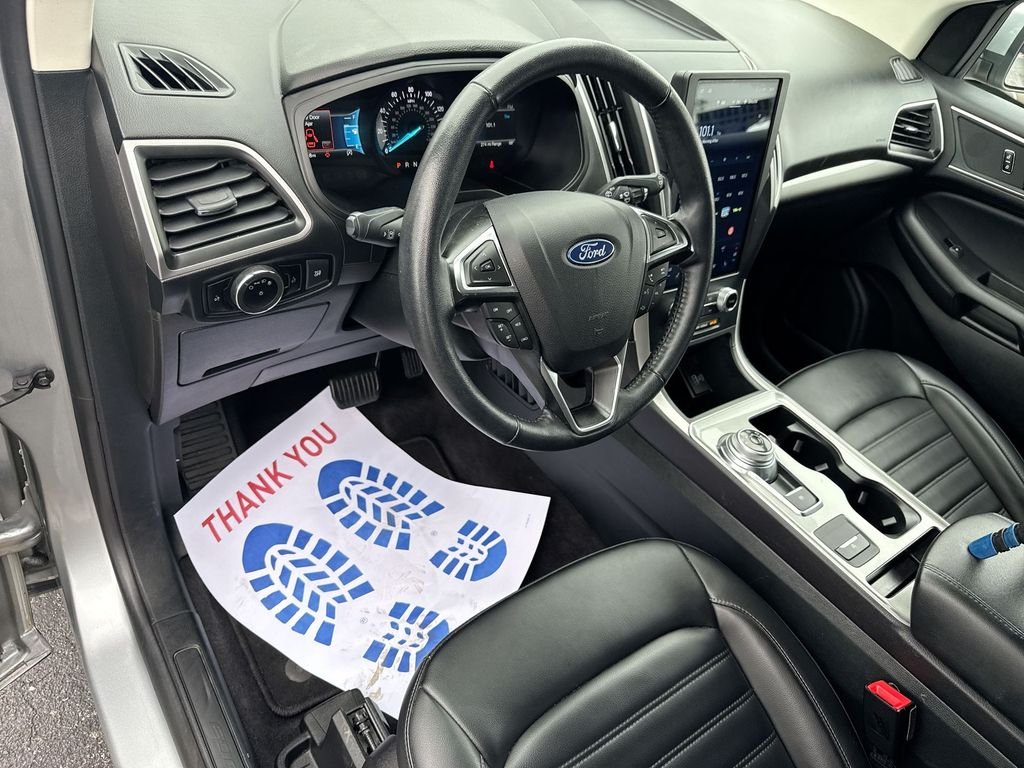 Used 2024 Silver Ford SEL image 48