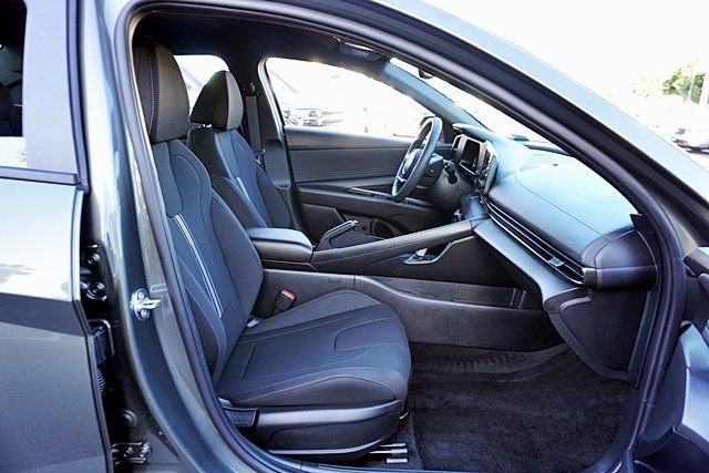 Used 2026 Gray Hyundai SEL Sport image 10