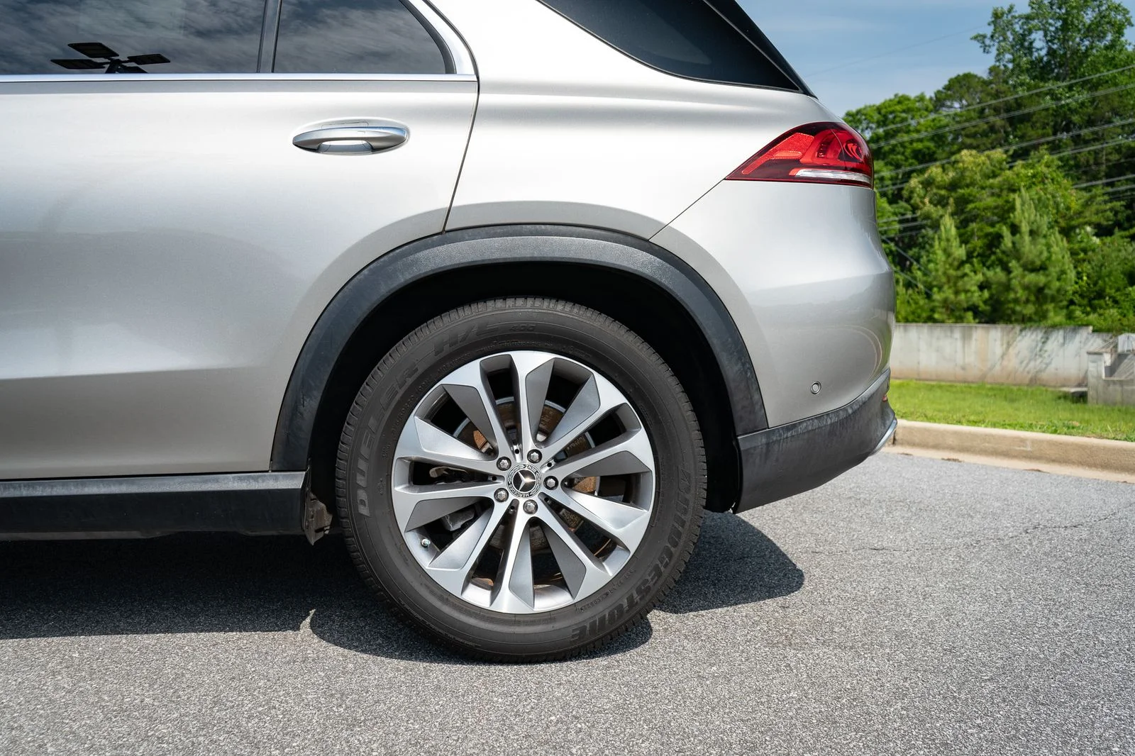Used 2020 Silver Mercedes-Benz GLE 350 image 6