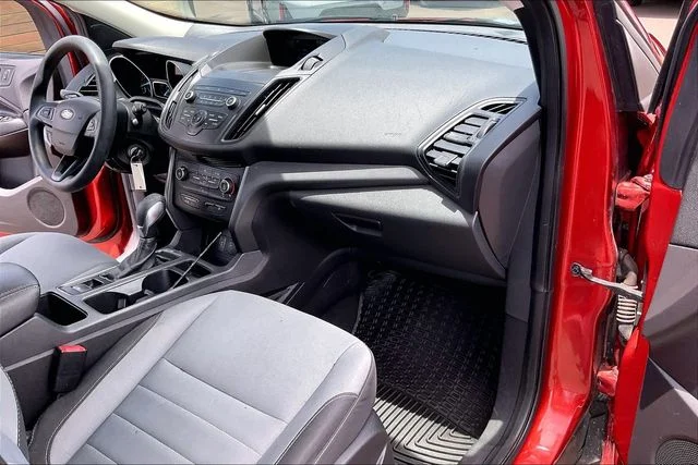 Used 2019 Orange Ford S image 14