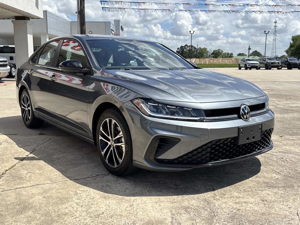 Used 2025 Volkswagen Jetta Sport with VIN 3VWBX7BU8SM059372 for sale in Plaquemine, LA