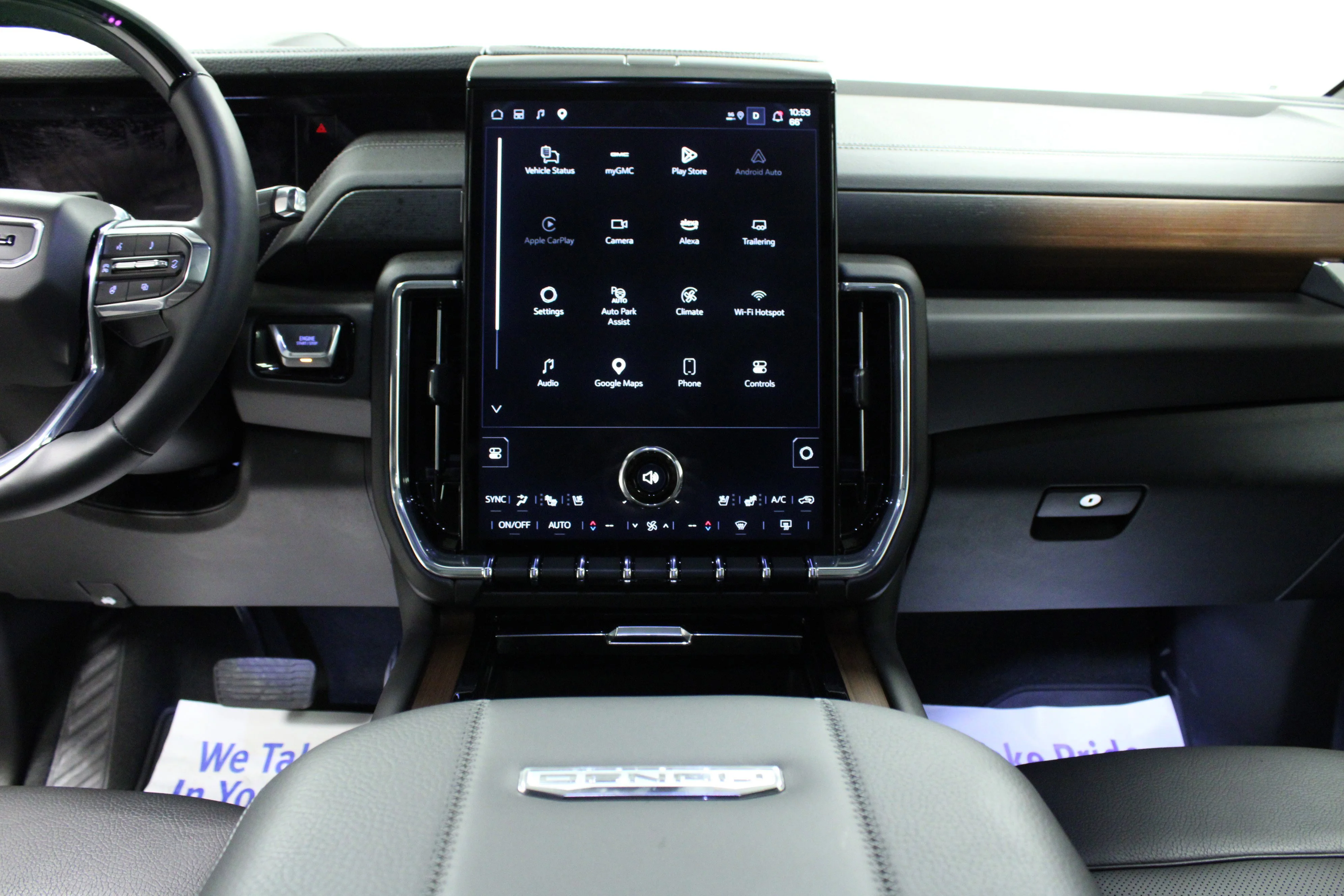Used 2025 Onyx Black GMC Denali image 20