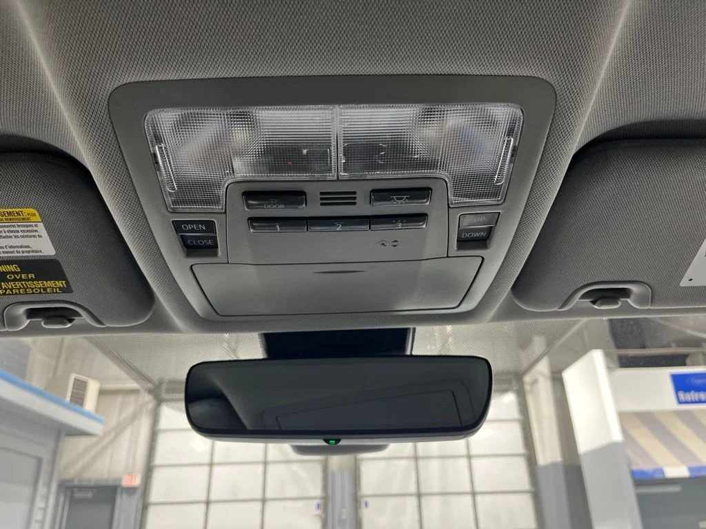 Used 2018 Ooh La La Rouge Mica Toyota XLE image 27