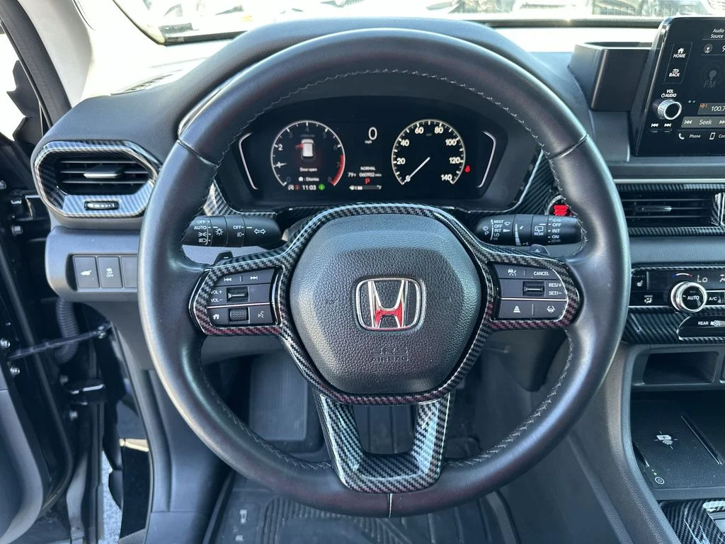 Used 2023 Black Honda EX-L image 20