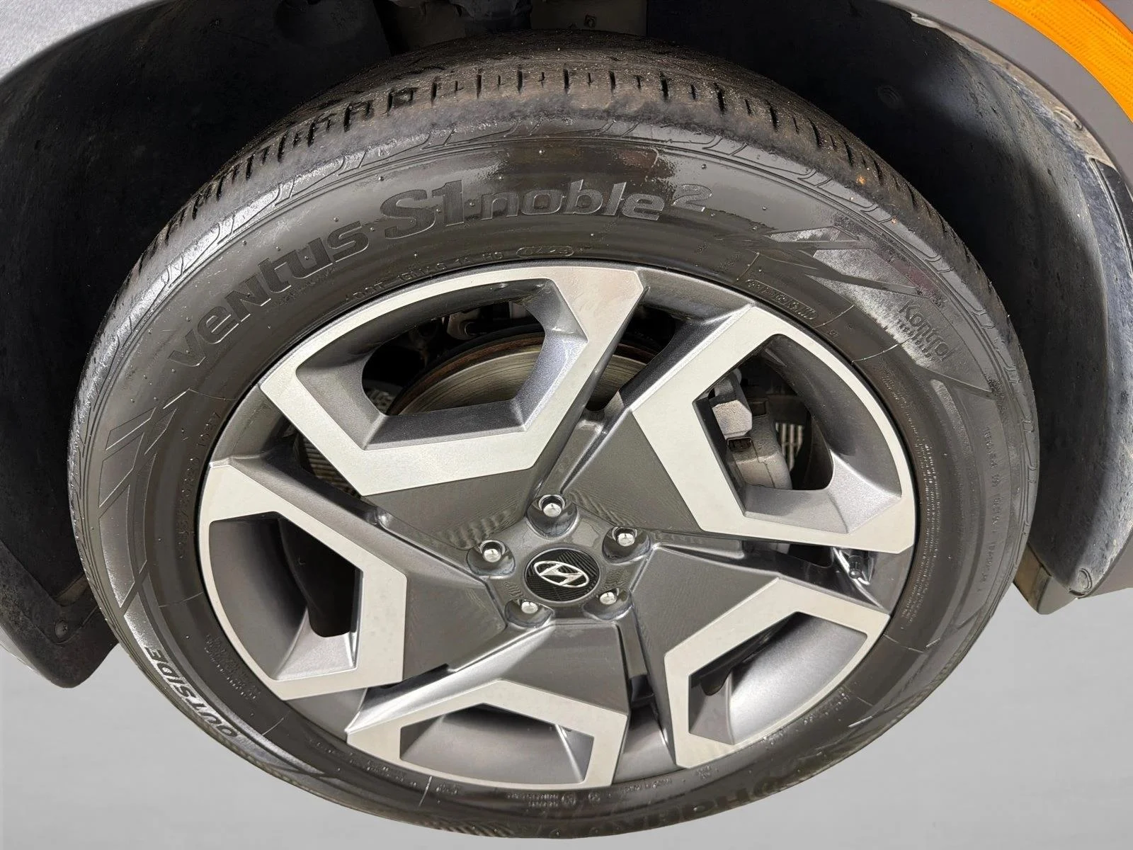 Used 2023 Gray Hyundai SEL image 14