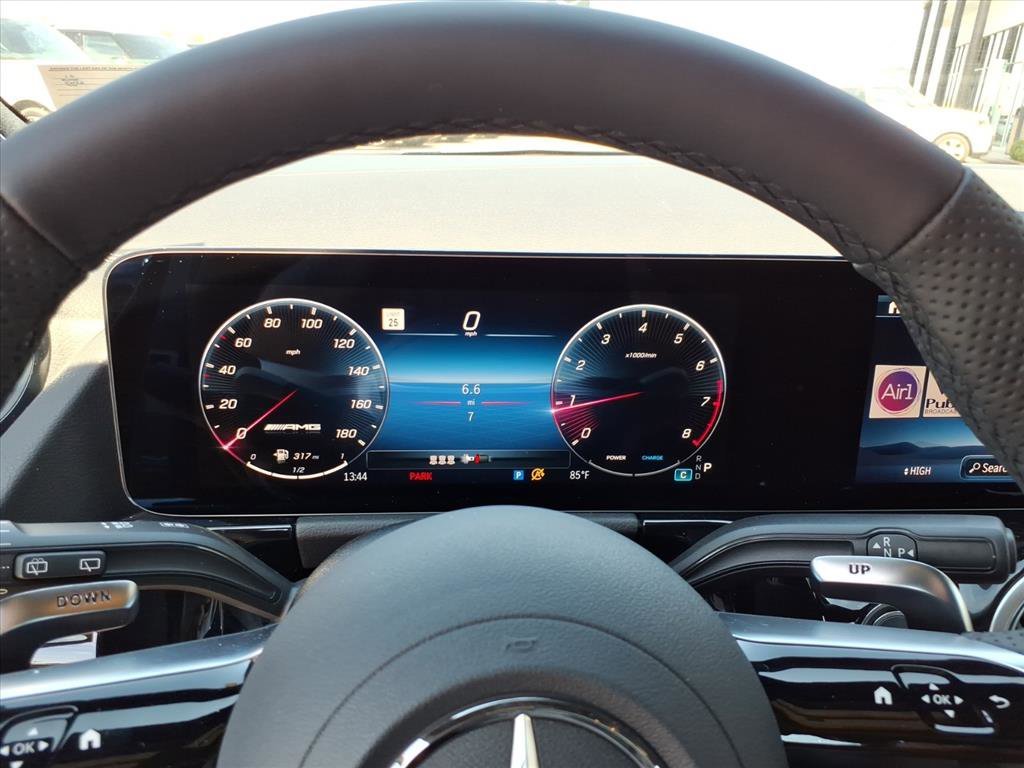 New 2026 MANUFAKTUR Alpine Grey Mercedes-Benz AMG® GLA 35 4MATIC® SUV image 37
